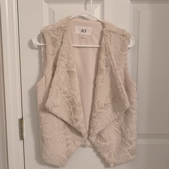 Jack by BB Dakota Tops - Fur vest